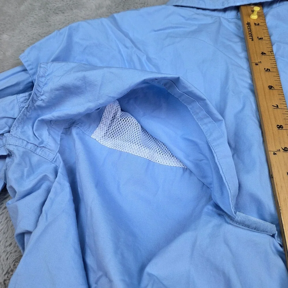 Berkley Fishing Shirt Mens XL SS Ventilated Mesh Back Utility Pockets Sky Blue